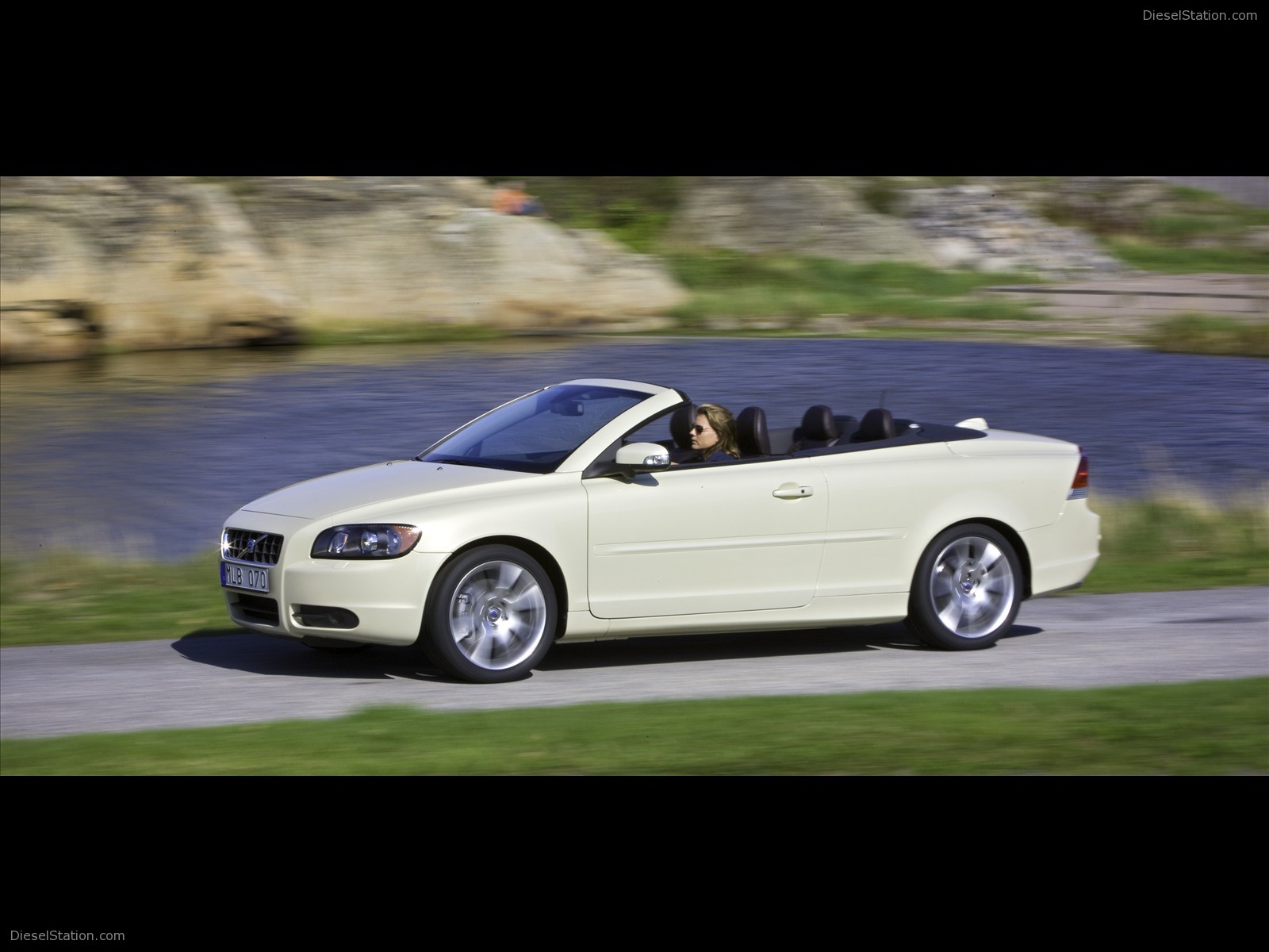 Volvo C70 2009
